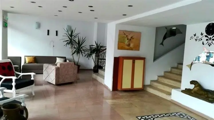 Vois Kemer - Lobi