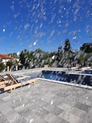 Vojni - With Pool - A2 Jednosobni - Havuz