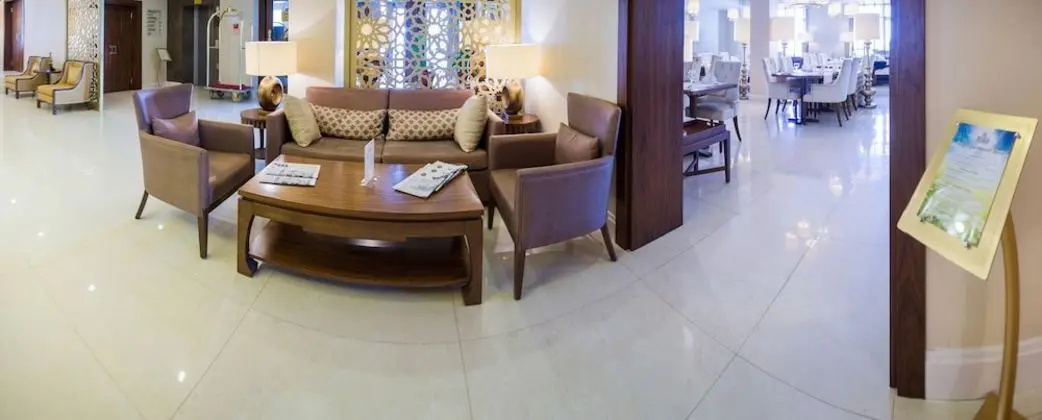 Volga Premium Hotel - Lobi