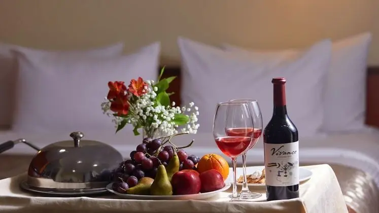 Volna Hotel - Yerinde Yemek