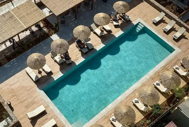 Volta Suites and Villas