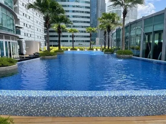 Vortex Suites KLCC by Luna