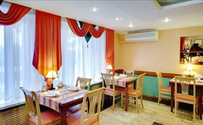 Voskhod Hotel - Yerinde Yemek