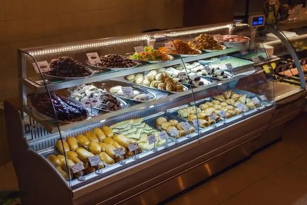 Vostok Hotel - Yerinde Yemek