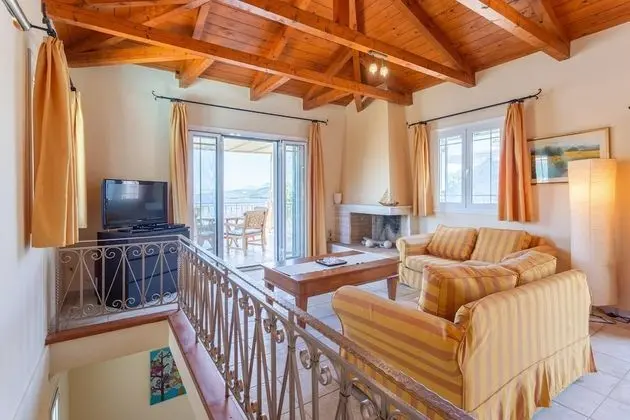 Villa Votsalo Large Private Pool Walk to Beach Sea Views A C Wifi - Oda
