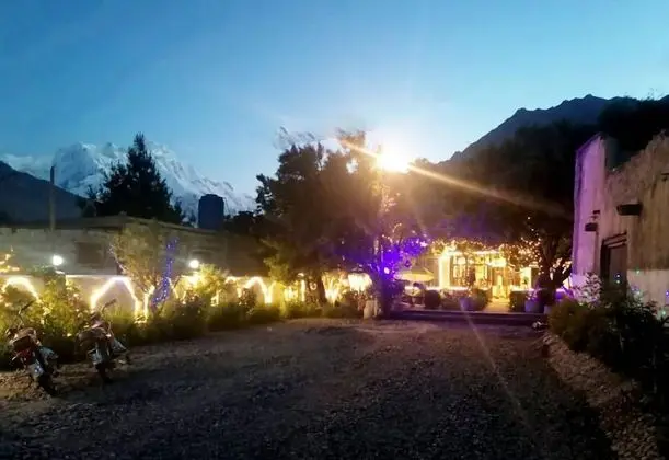 Voyage Hunzo Inn