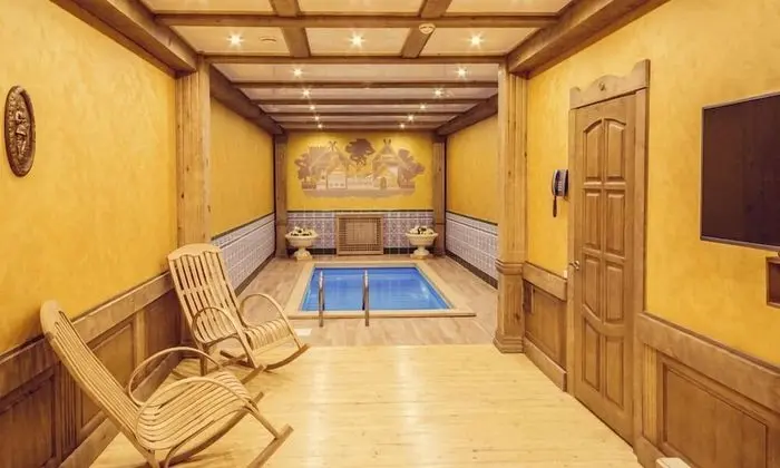 Voyage Hotel