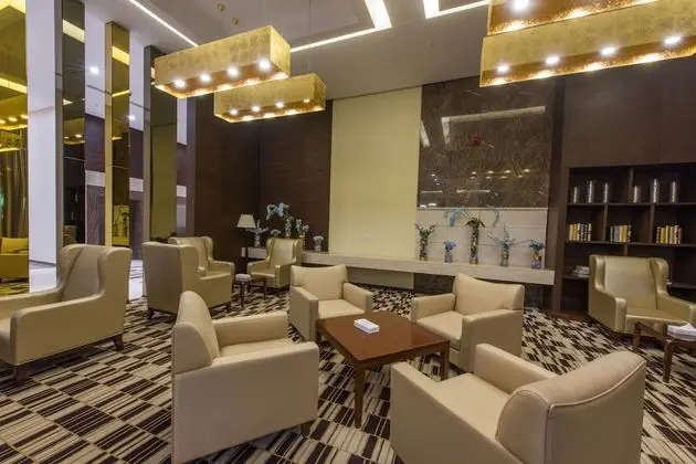 Voyage Hotel - Lobi