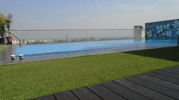 Hotel Vrishali Executive Kolhapur - Havuz