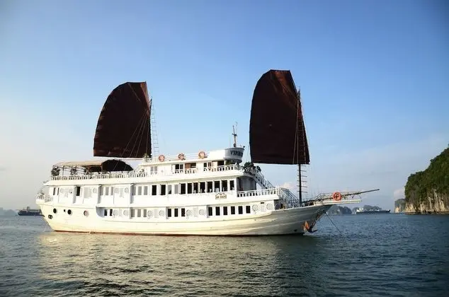 V'Spirit Classic Cruises
