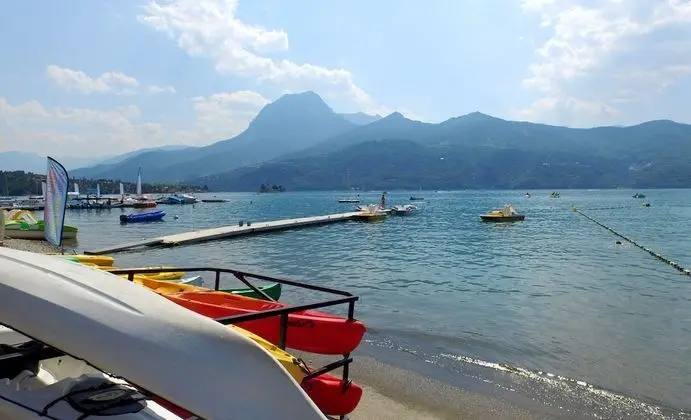 VVF Club Intense Le Lac de Serre-Ponçon, Chorges - Plaj