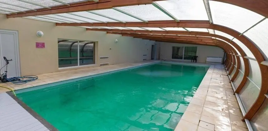 VVF Domaine de la grande Garenne à Neuvy sur Barangeon - Havuz