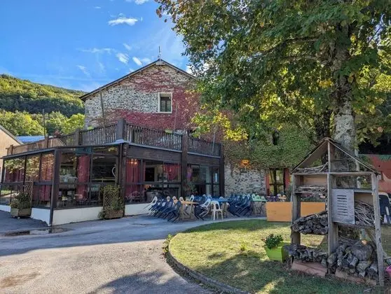 VVF Wellness Sport Camping Le Sud Aveyron, Brusque - Lobi