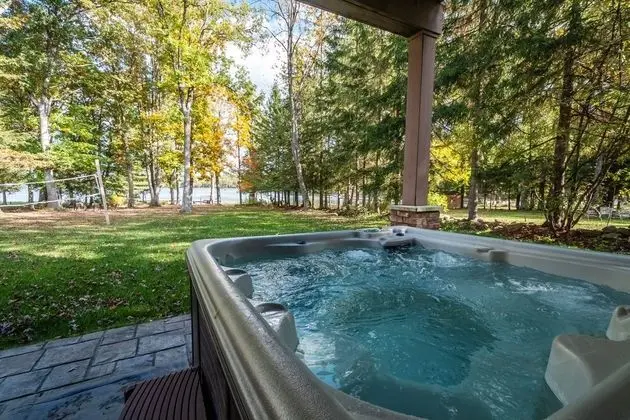 VVS - Very Very Special - Spa