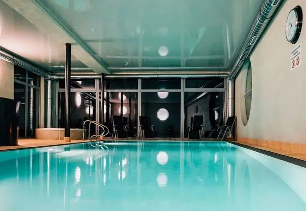 Hotel Vyhlídka - Havuz