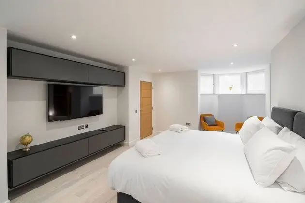 W Queen St Apt - Your Best Luxe Life in the Ferry