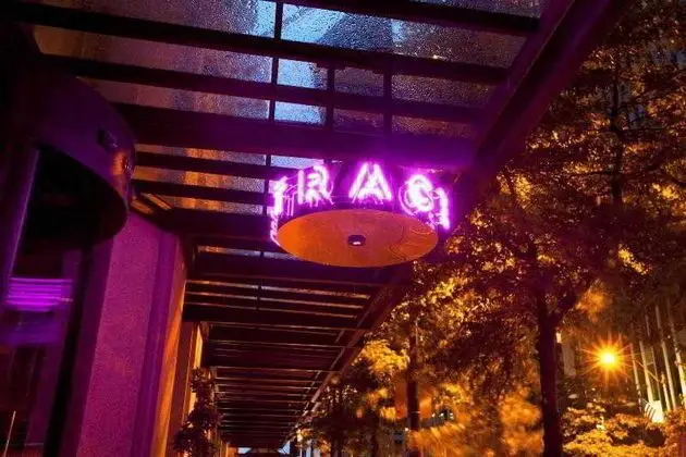 W Seattle