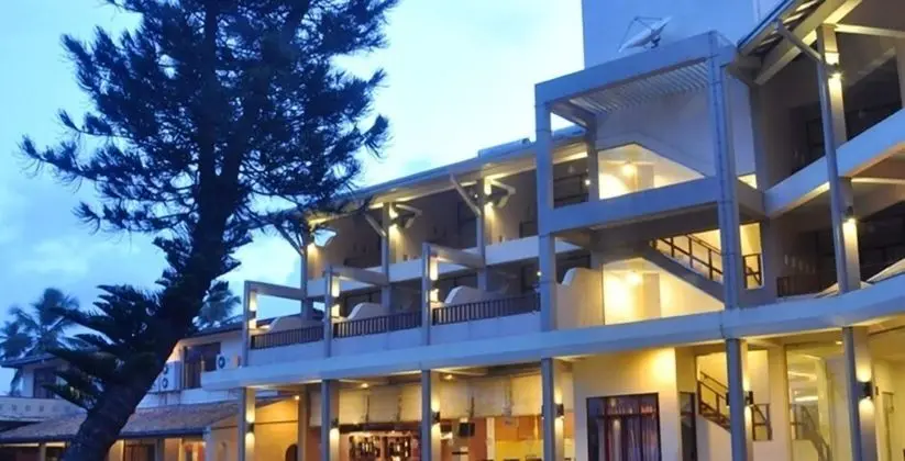 Wadduwa Holiday Resort