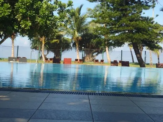 Wadduwa Holiday Resort - Havuz