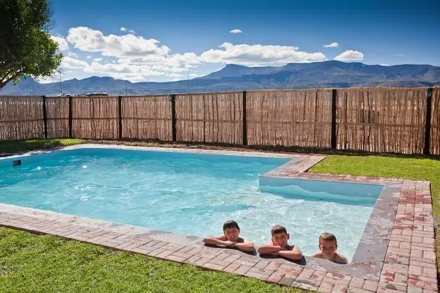 Wagon Wheel Country Lodge - Havuz