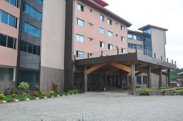 Waii Inetrnational Hotel - Dış Mekan