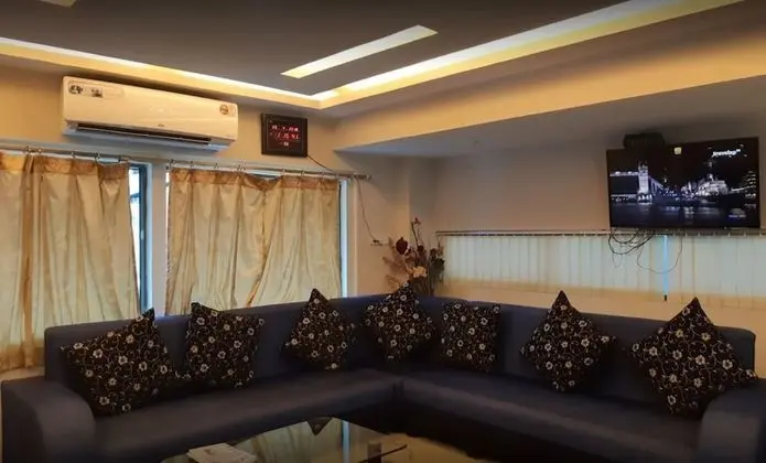 Waii Inetrnational Hotel - Lobi