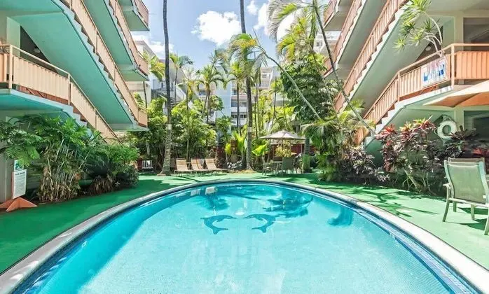 Waikiki Gem at the Hawaiian King - Havuz