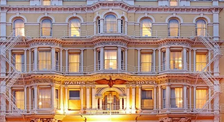 Wains Hotel Dunedin