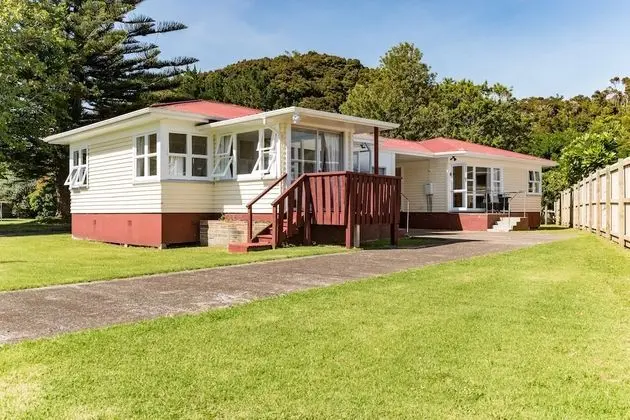 Waitangi Beach Unit A