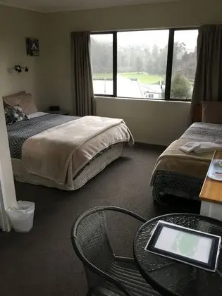 Waitomo Caves Guest Lodge - Oda