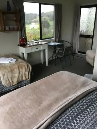 Waitomo Caves Guest Lodge - Oda