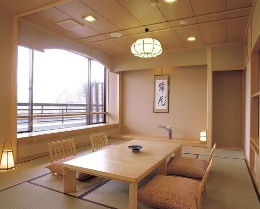 Wakakusa no Yado Maruei Ryokan - Oda