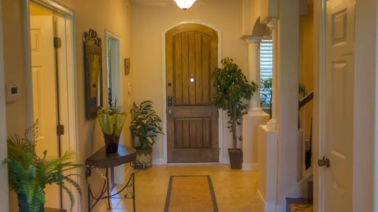 The Wakefield Vacation Home with Pool - İç Mekan
