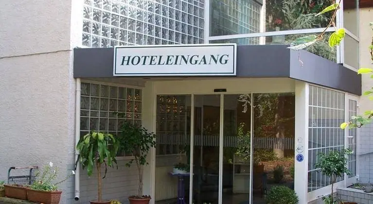 Waldhotel - Genel