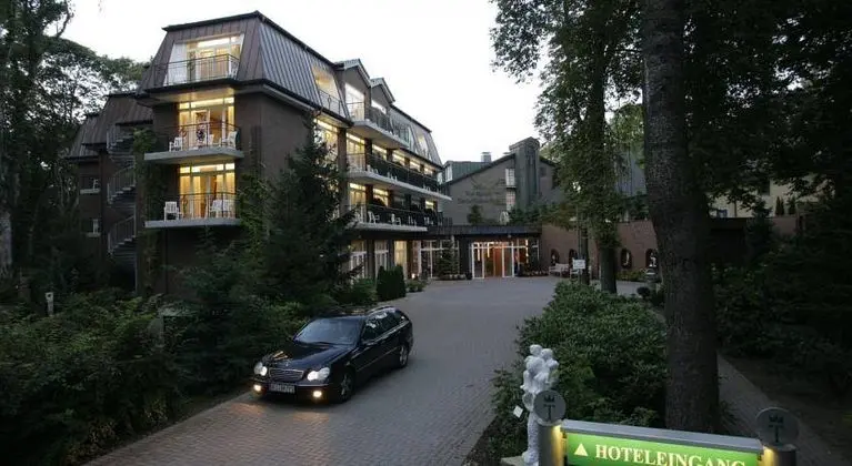 Waldhotel Tannenhäuschen - Genel