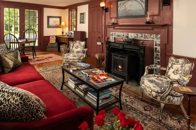 Waldo Emerson Inn - Lobi