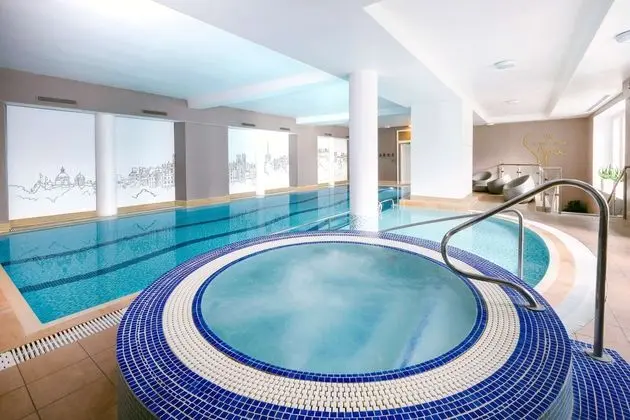 Waldorf Astoria Edinburgh - The Caledonian - Havuz