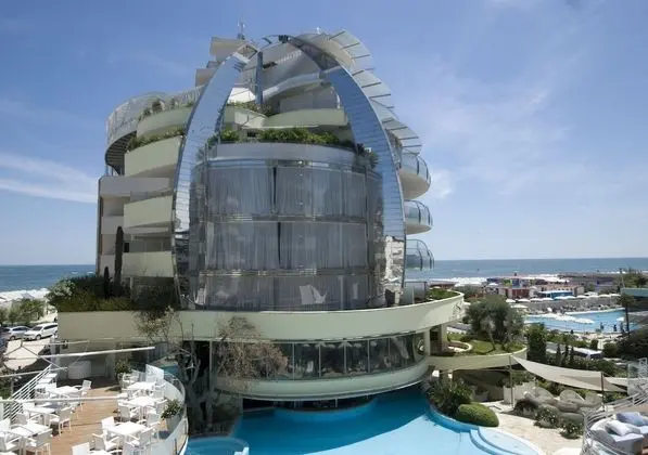 Hotel Waldorf - Premier Resort - Dış Mekan