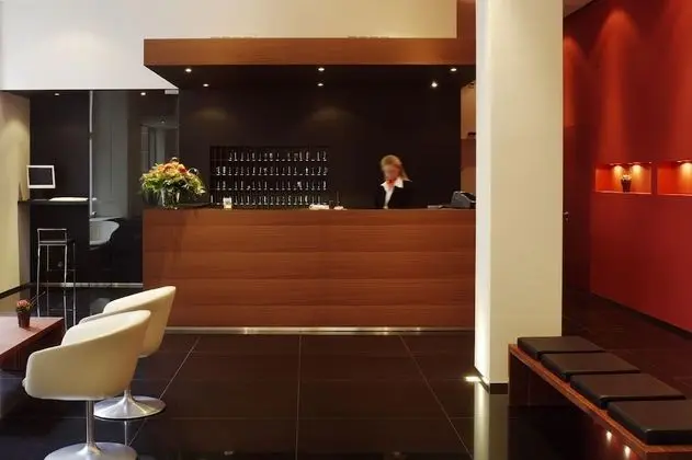Waldstaetterhof Swiss Quality Hotel - Lobi