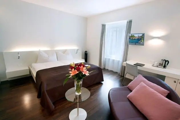 Waldstaetterhof Swiss Quality Hotel - Oda