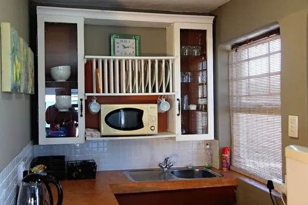 Walkerbay Accommodation - Mutfak