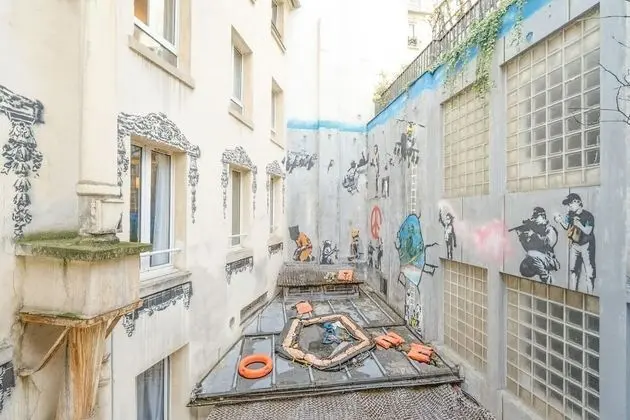 The Walled off Hotel Paris - Dış Mekan