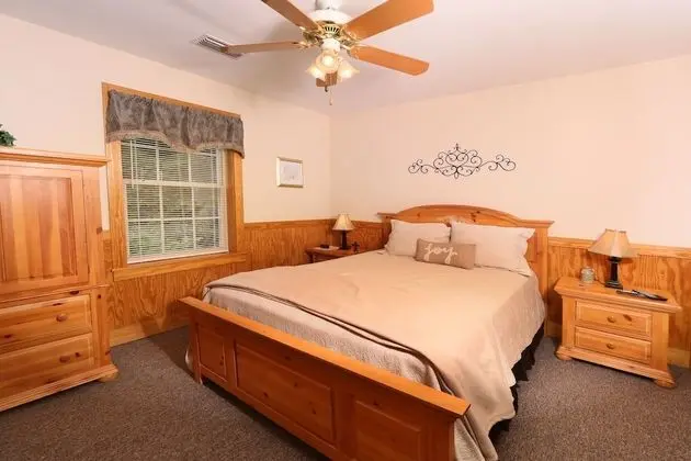 Walnut Grove 2 - Three Bedroom Chalet - Oda