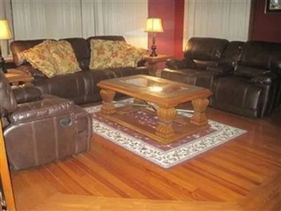 Walton Manor Inn Bed & Breakfast