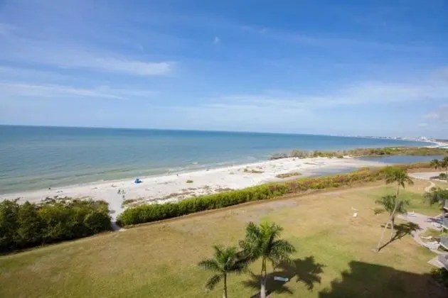 Wanda s Estero Beach Tennis C707- Wkly New