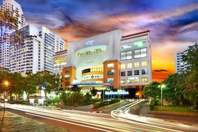 Wang's Hotel Gurney Drive - Dış Mekan
