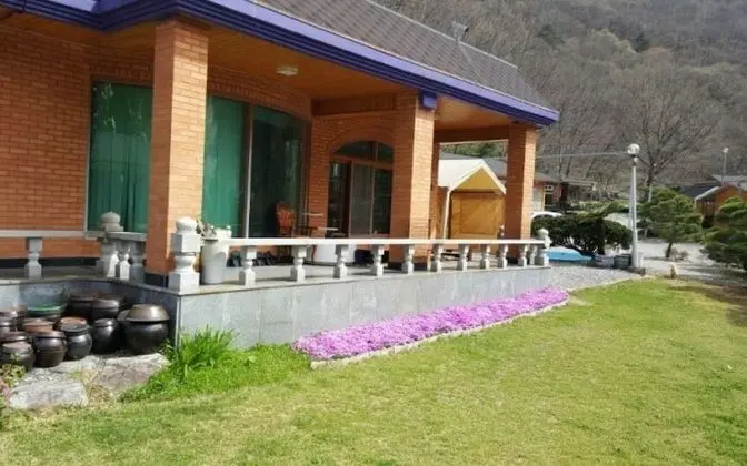 Wanju Haneurarae Cheotjip Pension - Misafir Tesisleri ve Hizmetleri