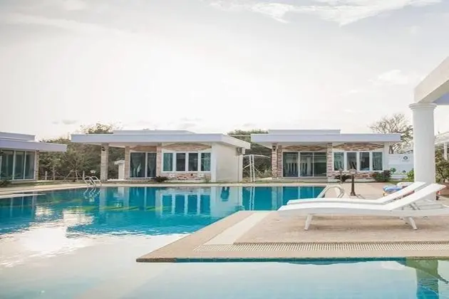 Wanna Resort and Yoshioka