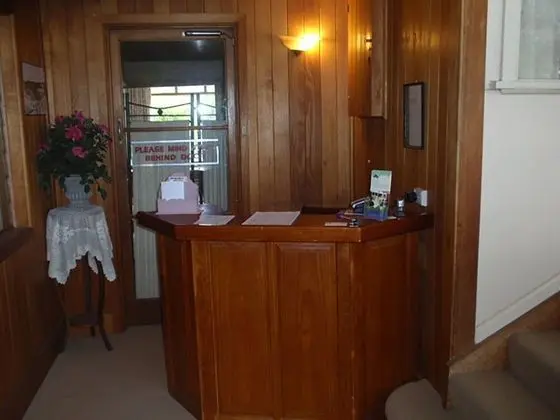 Warburton Lodge - Lobi