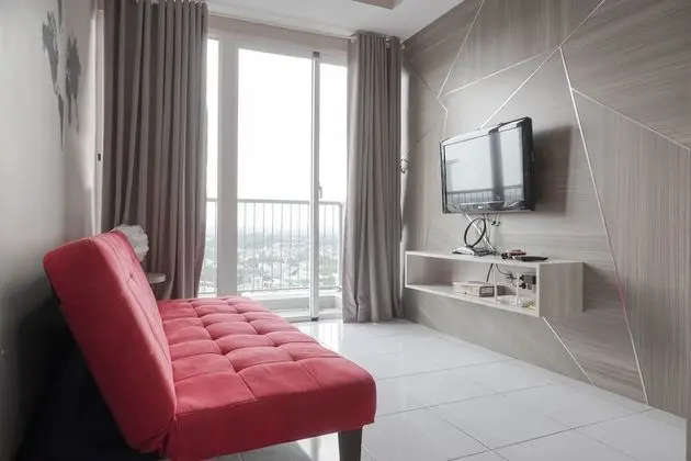 Warm And Comfort 1Br At Casa De Parco Apartment - Oda Düzeni